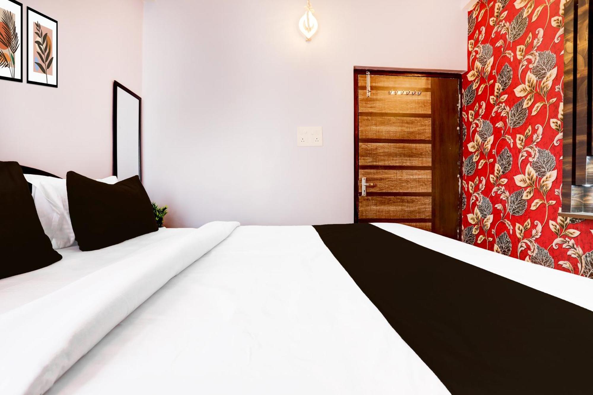 Hotel O Deejit Inn Danapur المظهر الخارجي الصورة
